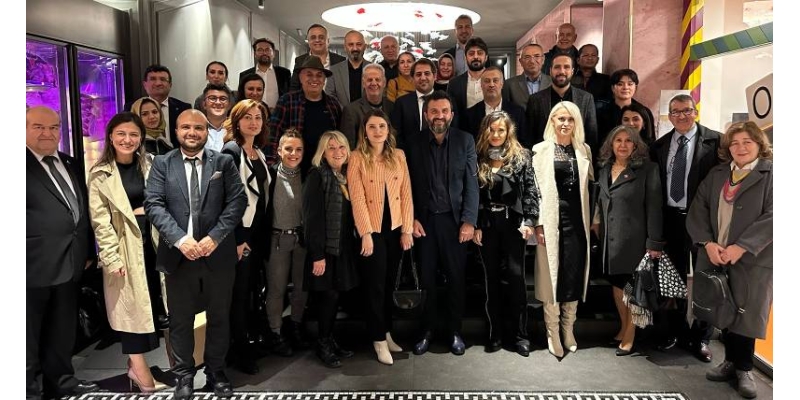İhracatçılar Birliği, kuyumculuk okulları öğretmenleri ve usta öğreticilerle buluştu
