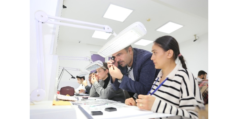 GLT Akademi'de 'Gündüz' ve 'Akşam' sınıfları açılıyor